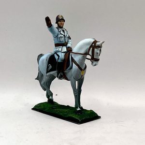 MUSSOLINI A CAVALLO(UNIFORME GRIGIA)