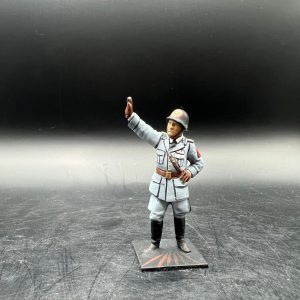 Mussolini a piedi(uniforme GRIGIA)