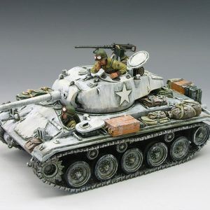 Carro Armato M24 Chaffee con mimetica invernale