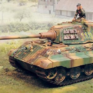 KING TIGER Henschel Turret con Zimmerit (Versione Normandia)