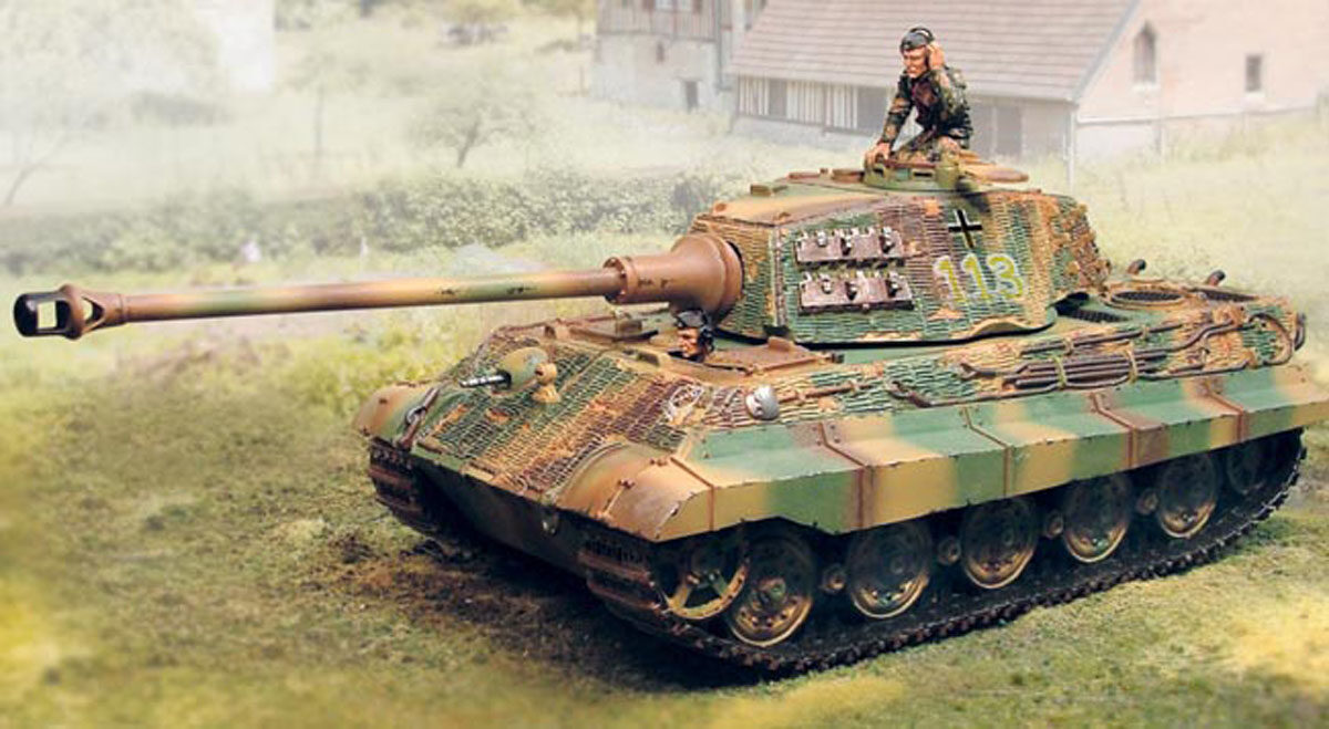 KING TIGER Henschel Turret con Zimmerit (Versione Normandia)