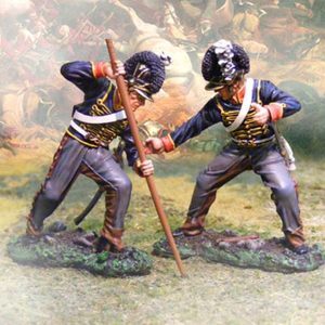 2 Artiglieri che posizionano il cannone