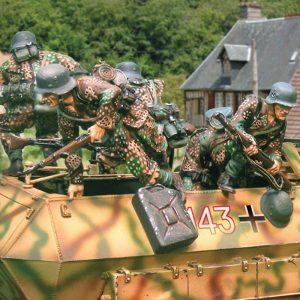 Hanomag Normandy Jumpers Two 2 figs