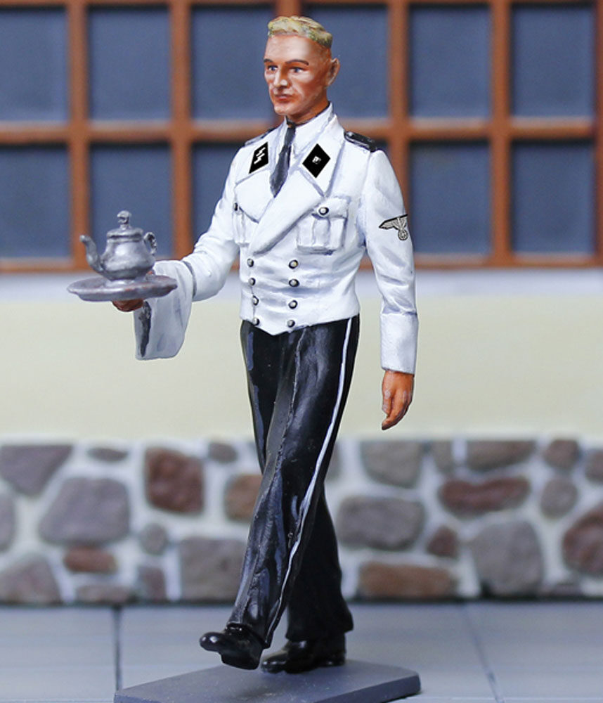 LAH Waiter