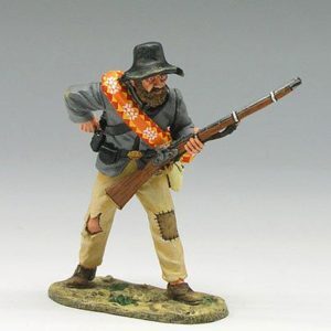 Fuciliere sudista in piedi che ricarica il fucile