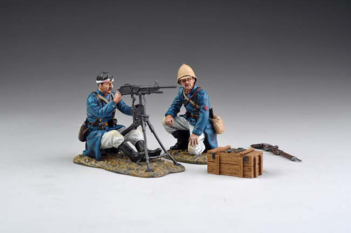 with one Legionnaire wearing a bandage round his head firing the MG, whilst his number two wears the Pith hat issued to all FFL troops from the late 19th century onwards.