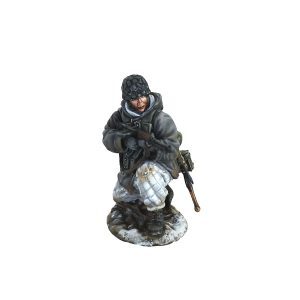 German Fallschirmjager Kneeling Firing FG42ÿ