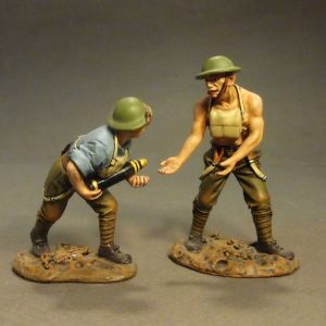 2 Artillery Crew