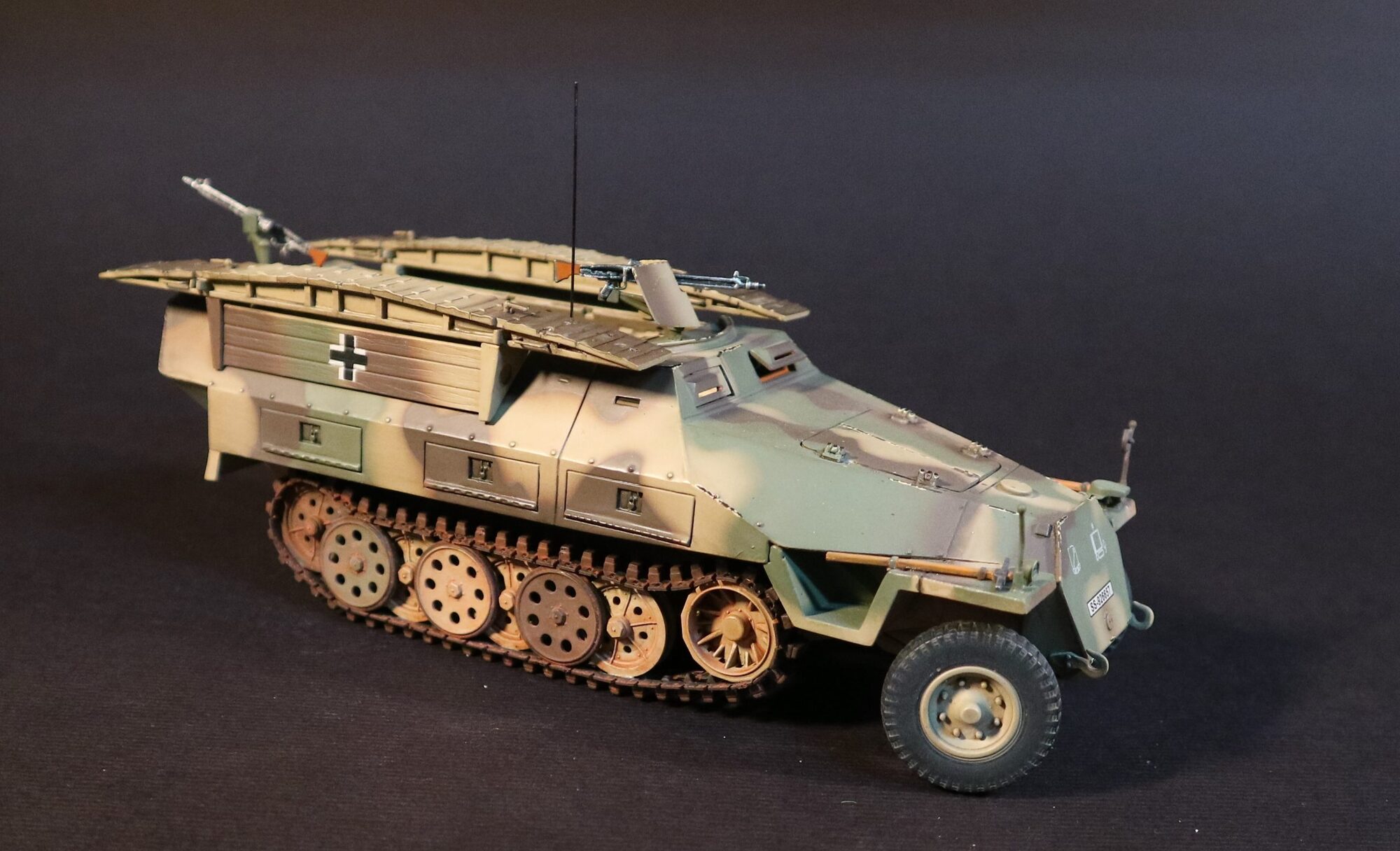 Sd.Kfz. 251/7 MITTLERER PIONIERPANZERWAGEN