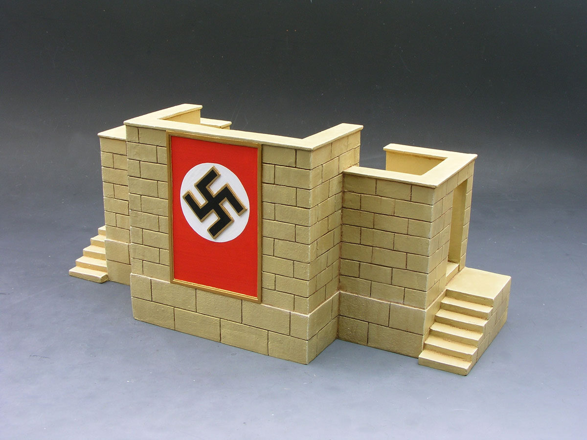 The Nuremburg Display Stand