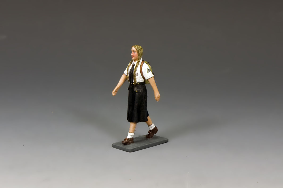 Marching BDM Girl w/Backpack (Blonde)