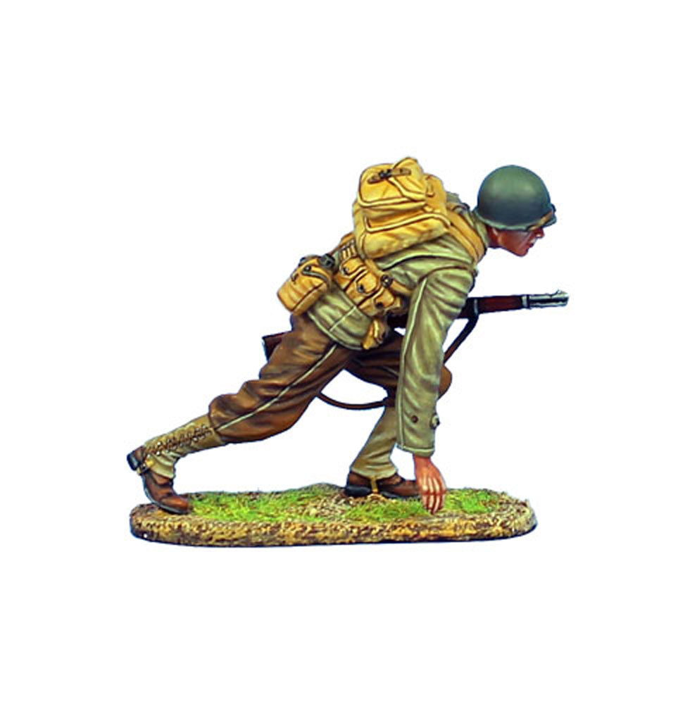 US 4th ID Private Advancing Low with M1 Garand