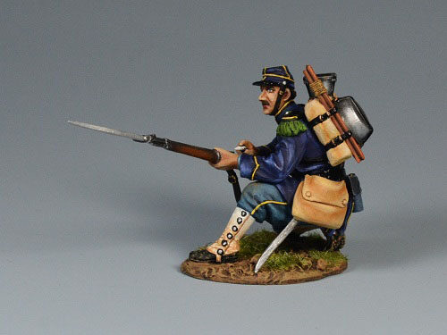 Chasseur a Pied Kneeling Loading