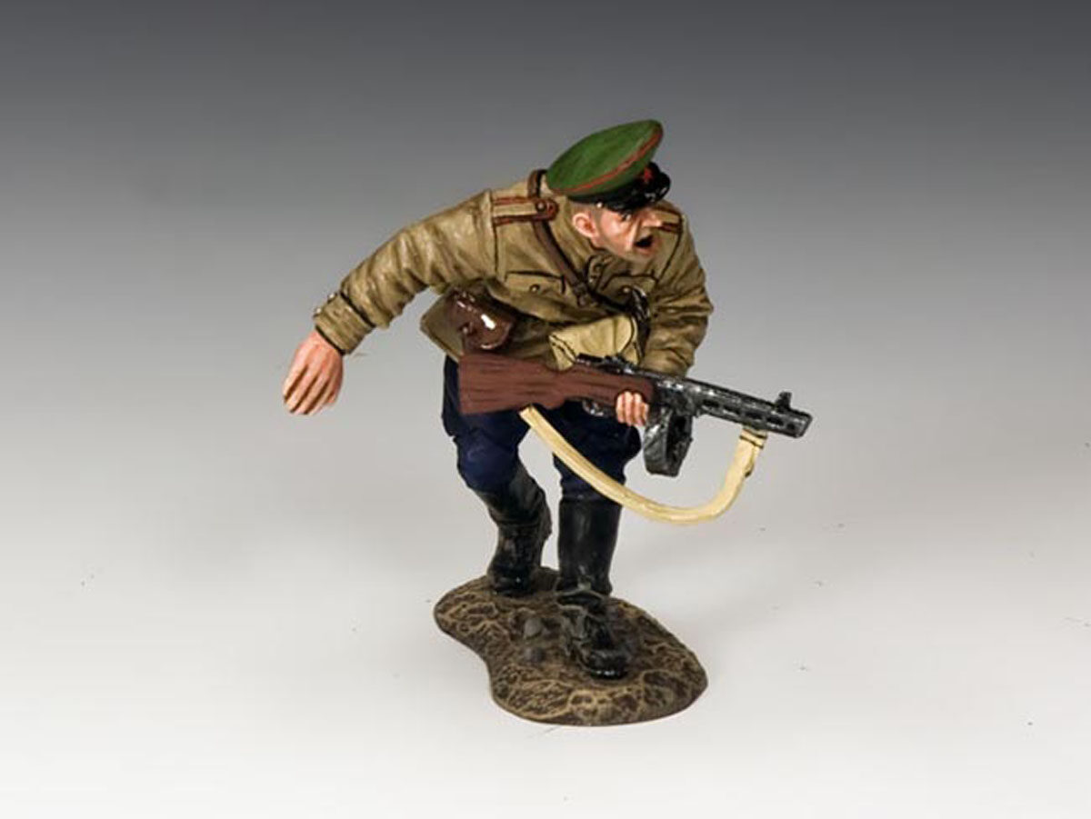 Combat Leader Cautiously moving forward with his PPSh-41