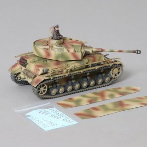 The Panzer IV comes in same colour scheme as the above Panzer IV's but has no decals applied