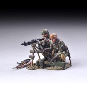 2 FJs taking aim at the enemy (DESERTversion)