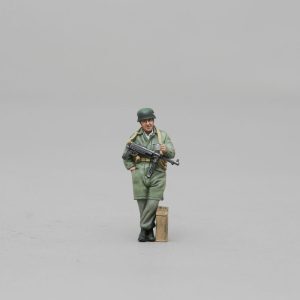 FJ sat down but looking up B version Tank Rider variant without bases