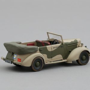 Allied Humber Super Snipe staff car (middle east/Italian front colour scheme)