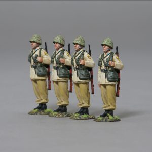 Folgore on parade camouflaged helmets