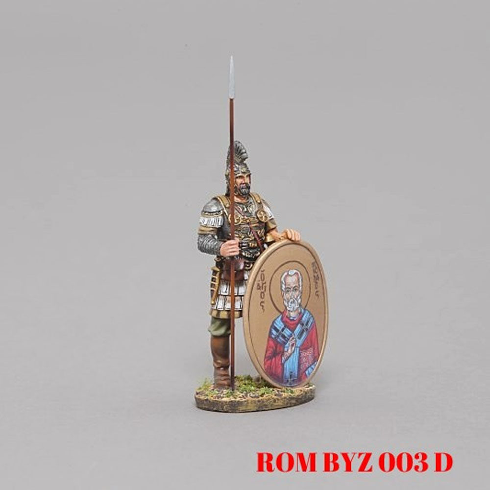 Imperial Guardsman with painting of old white haired Apostle adorning shield