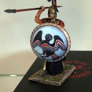 Hoplite with shield design