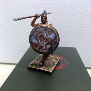 Hoplite with shield design