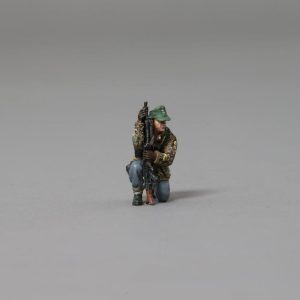 Kneeling SS infanteer from the 12th SS with MG42 WITH BASE