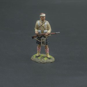 A wounded Seaforth Highlander reloads