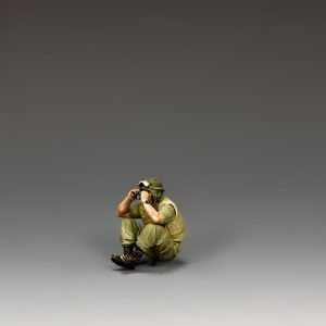 Sitting Vehicle Commander with Binos