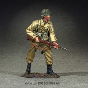 U.S. Armored Infantryman with M1 Garand, Alert, 1943-45 - Single figure in box