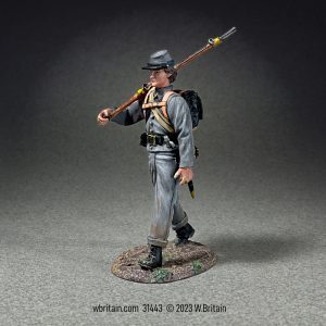 Confederate Infantry Marching with Knapsack Wearing Depot Jacket - Single figure in box