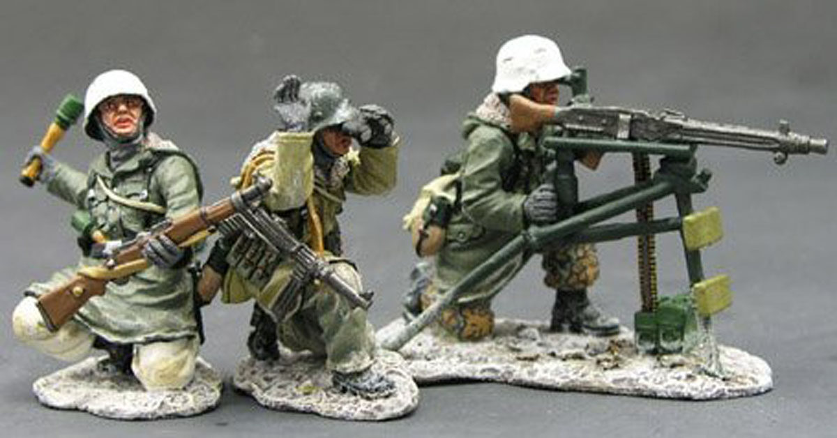 Soldati in azione con Mitragliatore MG42 (divisa invernale)