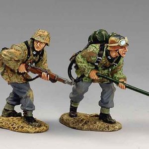 Soldati con lanciafiamme