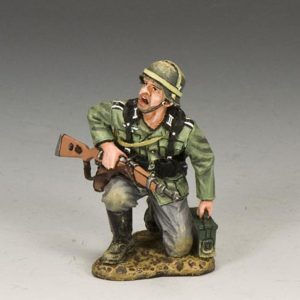 Kneeling w/ Ammo Box