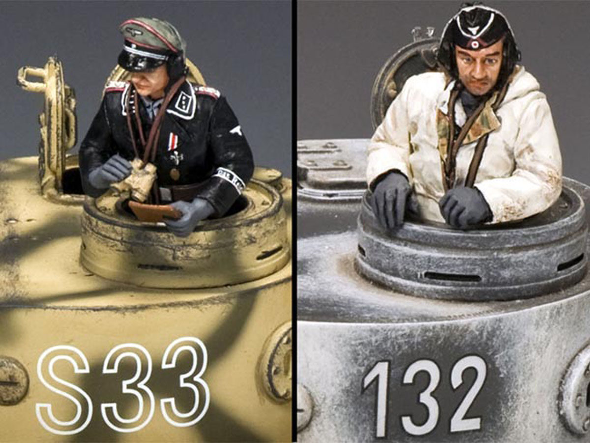 The first commander wears the "classic" black Waffen SS Wrap around Jacket and SS officers field gray service cap. Figure 2 wears the reversible winter smock and the black Panzer Wehrmacht side cap.