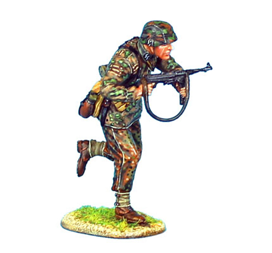 Waffen-SS Panzer Grenadier Running with MP40