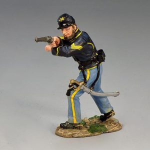 Soldato Nordista in piedi che spara con la pistola