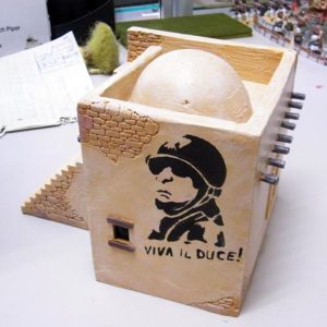 Casa con effige del duce