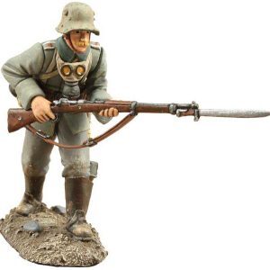 1916 GERMAN INFANTRY ADVANCING NO.1