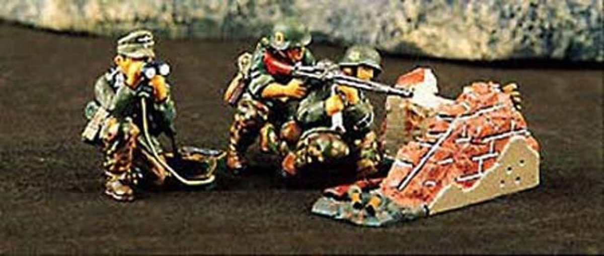 Gruppo di tiro con MG42 e muretto