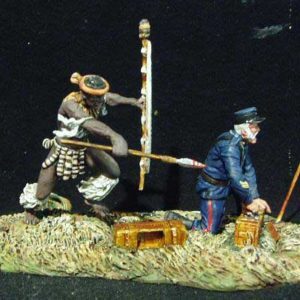 Zulu che colpisce alla schiena soldato con cassetta delle munizioni