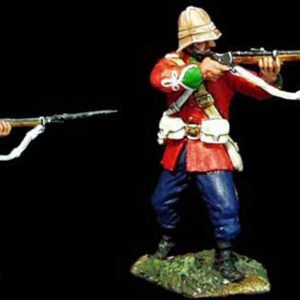 Soldato inglese che ricarica e l'altro che spara