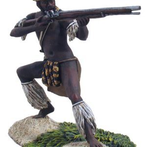 Guerriero Zulu che spara con moschetto ad avancarica #1