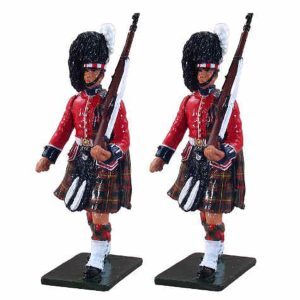 1st Bn. Queen's Own Comeron Highlanders (79th) - Escort to the Colours - Gloss Finish