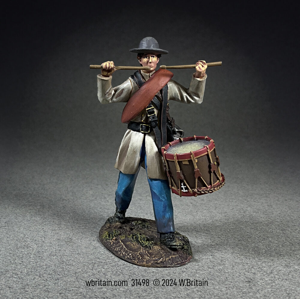 31498 - Confederate Infantry Drummer in Frock Coat Marching