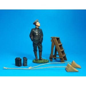 German Mechanic and airfield accessories,#2