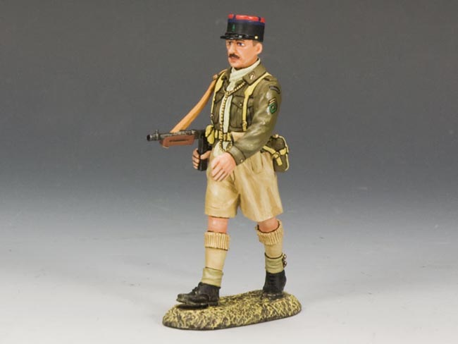 NCO della legione straniera francese in marcia Tommy Gun