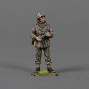 SS177C. German SS Artillery Figure - Plane Tree Pattern. 80 pieces Worldwide