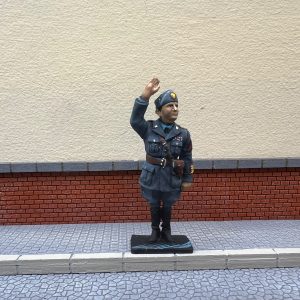 ITALIAN LEADER