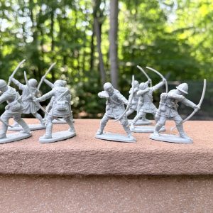 The medieval archers come as a set of eight (8) figures in eight poses.